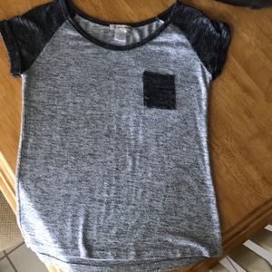 Grey tee size small